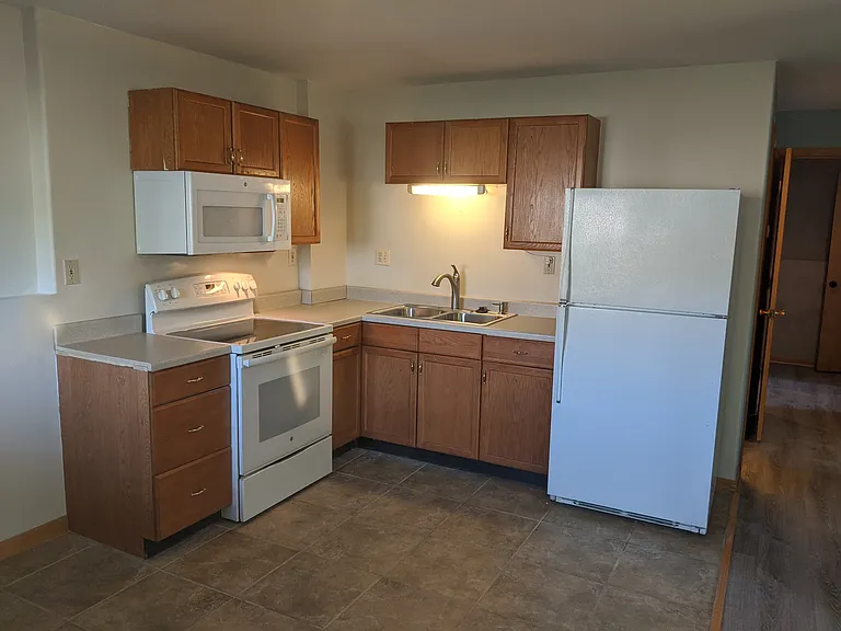 1181 Mesa Dr — Photo 1