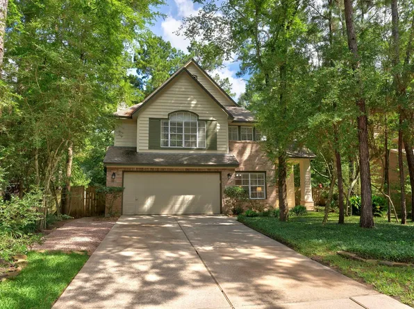74 E Greywing Cir, Spring, TX 77382