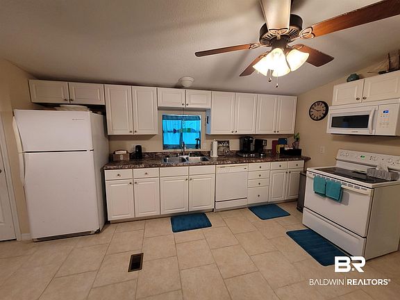 4th image of 9547 Redfish Dr