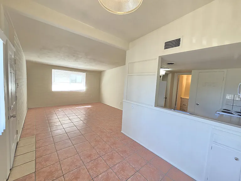 6637 E Cheery Lynn Rd #A — Photo 6