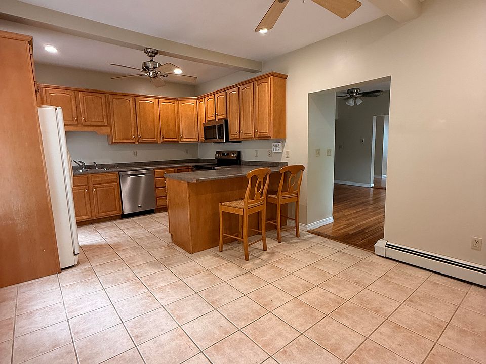 1st image of 63 Maple St #102
