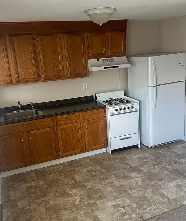 Shawomet Gardens Apartments