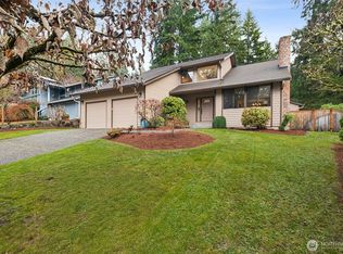 Moonlight Hills, Lake Forest Park, WA 98155