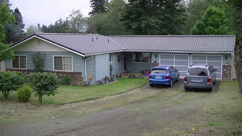 1417 square foot rambler near Trout Lake, Metal Roof, Vinyl windows and siding for low maintanence.