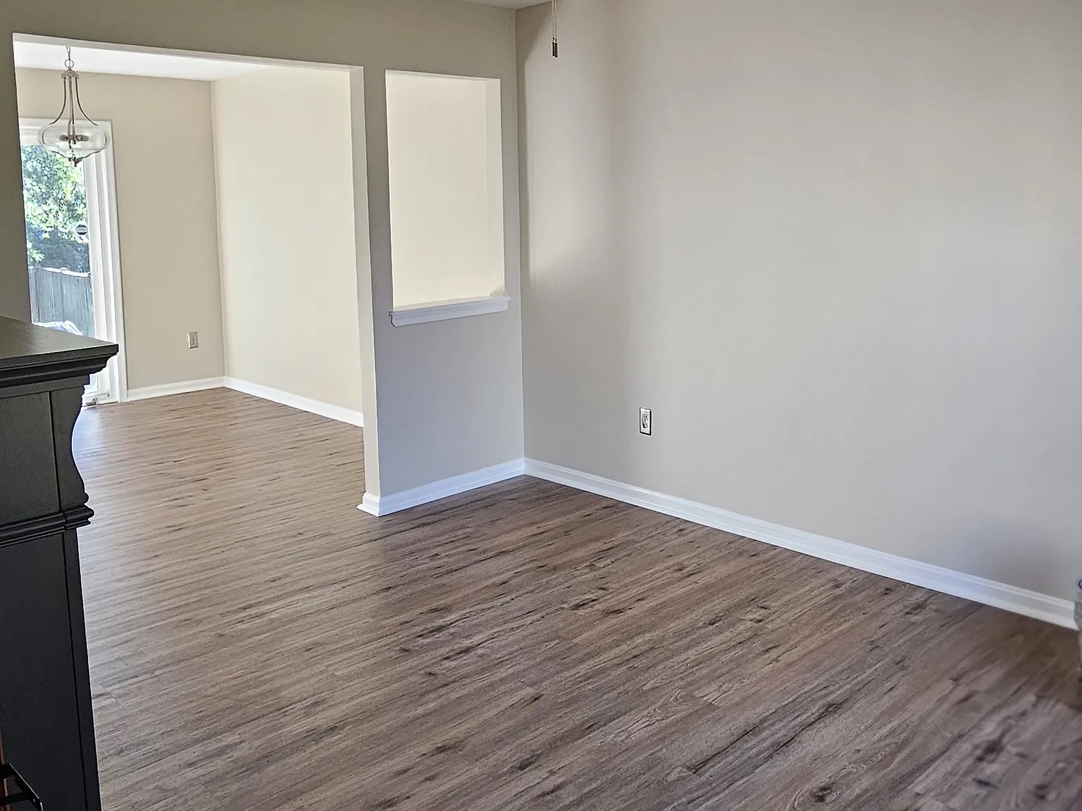 3 bed, 1188 sqft, $2,800 — Photo 2