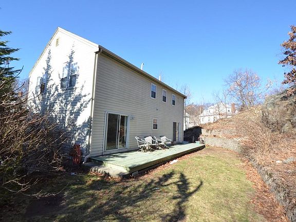 4th image of 61 Las Casas St