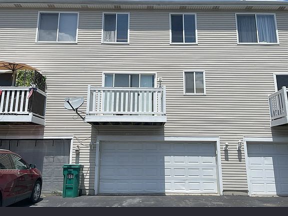 2nd image of 515 Silver Leaf Dr