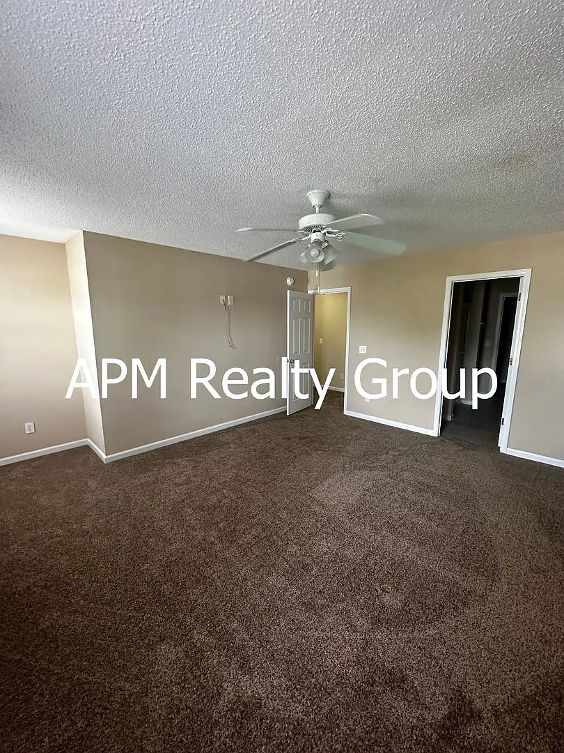Building Photo - 252 Bassett Loop
