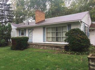 10472 N Fenton Rd, Fenton, MI 48430