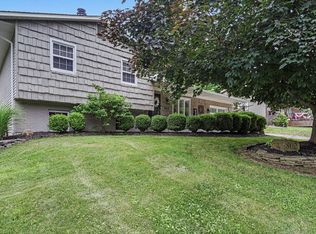 802 Larkspur Dr, Newark, OH 43055
