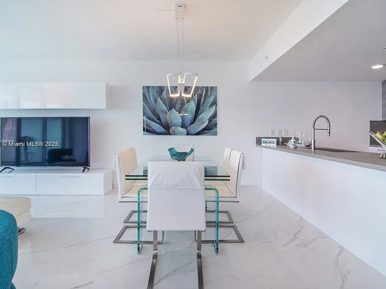 400 Sunny Isles Blvd #1805 — Photo 7