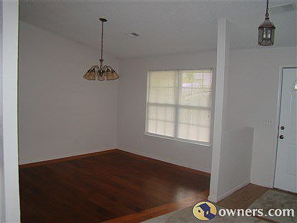 4th image of 309 W Bushy Hill Dr