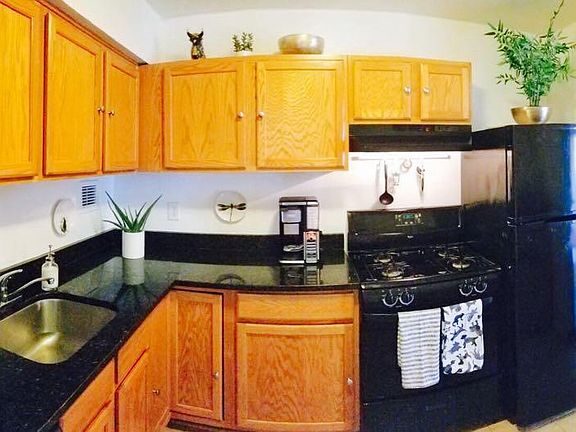 3rd image of 2646 Redcoat Dr #105