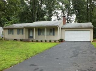 45 Pioneer Dr, Longmeadow, MA 01106