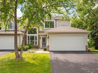401 Wilderness Dr, Chaska, MN 55318