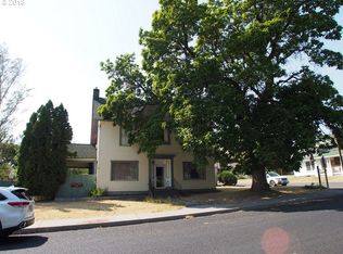 381 N Main St, Dufur, OR 97021