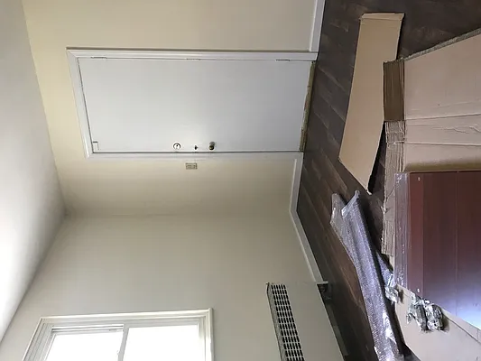 Rented by Nooklyn NYC LLC | media 18