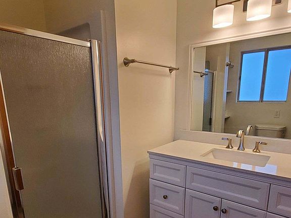 3rd image of 34804 Avenue B