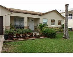 1st image of 1902 SW 83rd Ave