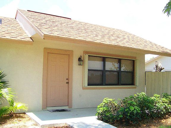 1 BEDROOM/1 BATH GUEST COTTAGE