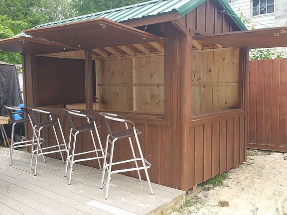 Brand new custom Tikki Bar 