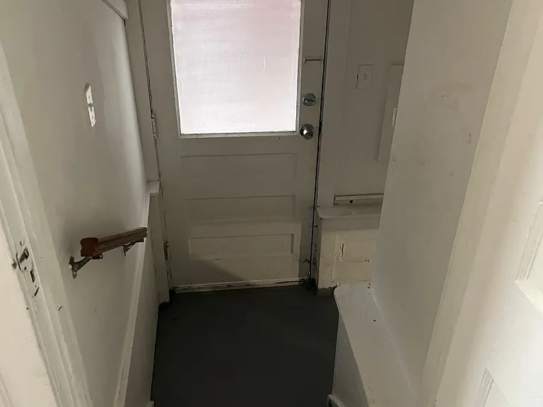 825 Smith Ave NW — Photo 29