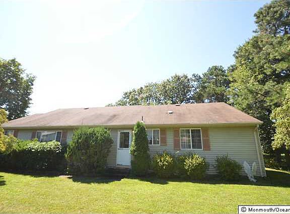 3rd image of 4 Foxboro Court