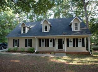 287 Hilo Rd, Fayetteville, GA 30215