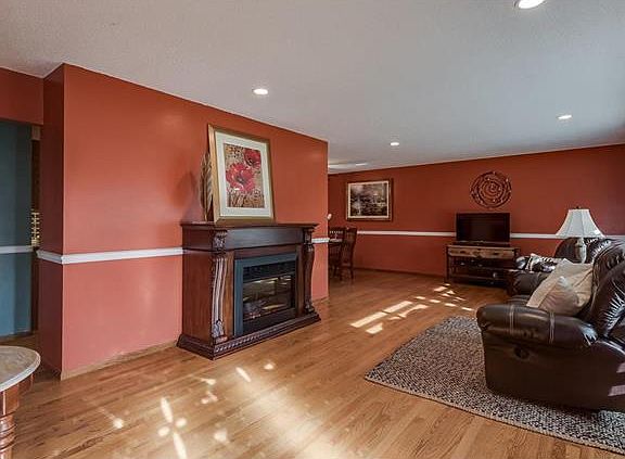 4th image of 4775 Brawley Ct