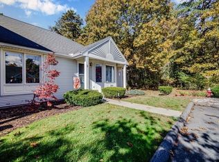 610 County Rd APT 5, Holyoke, MA 01040