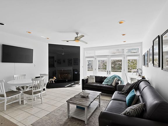 5th image of 7701 Atlantic Ave #9-9D