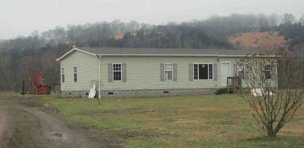 2nd image of 3659 Ivanhoe Rd