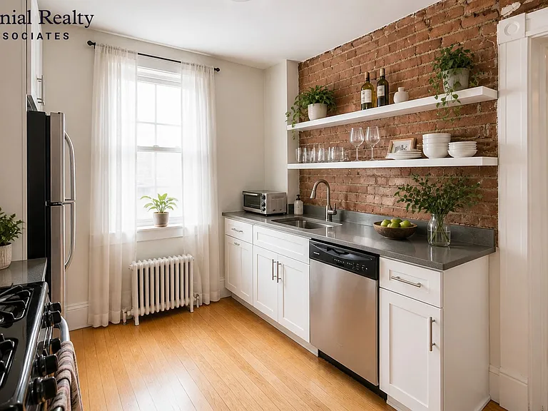 83 Harvard St #21 — Photo 1