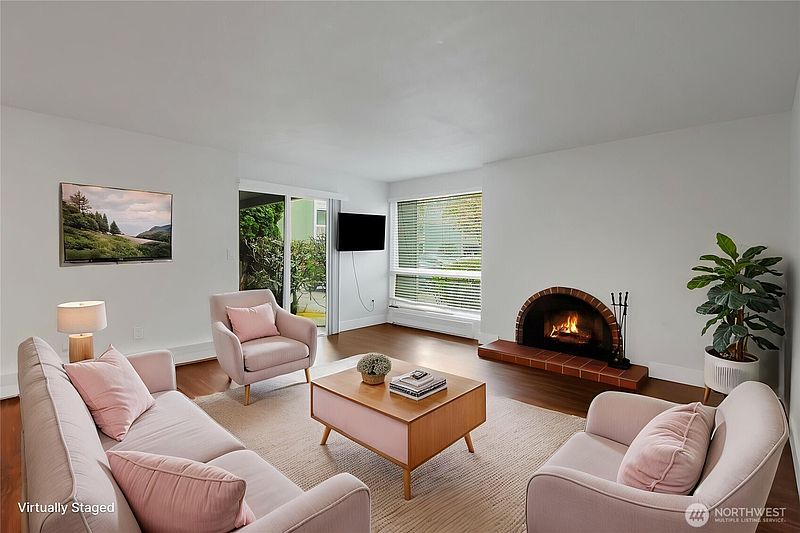 4th image of 7425 Ruby Drive SW #C6