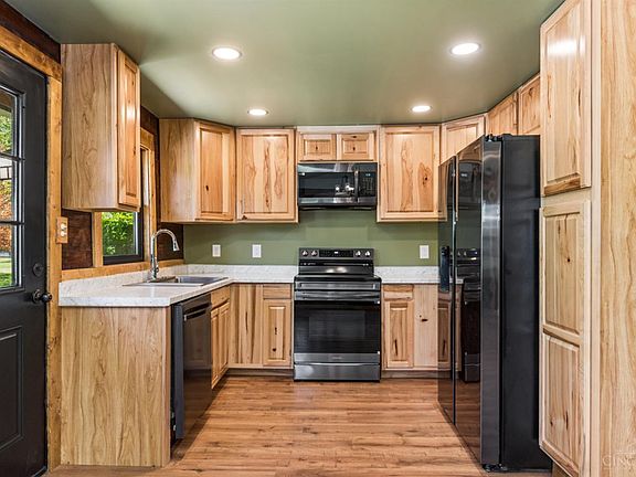 5th image of 922 Lorelei Dr
