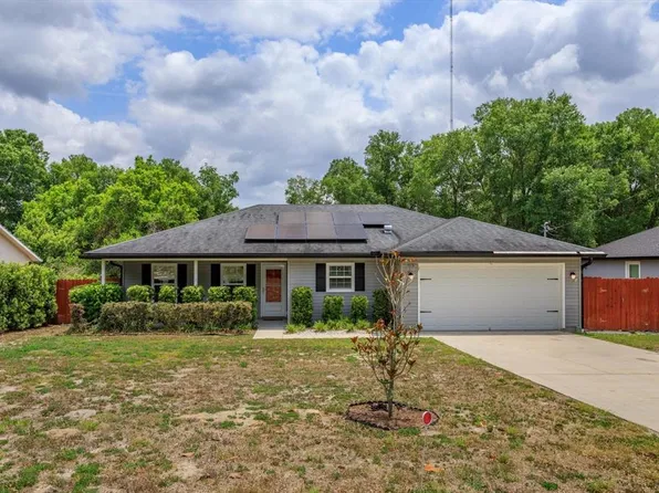 573 Charles Ave, Orange City, FL 32763