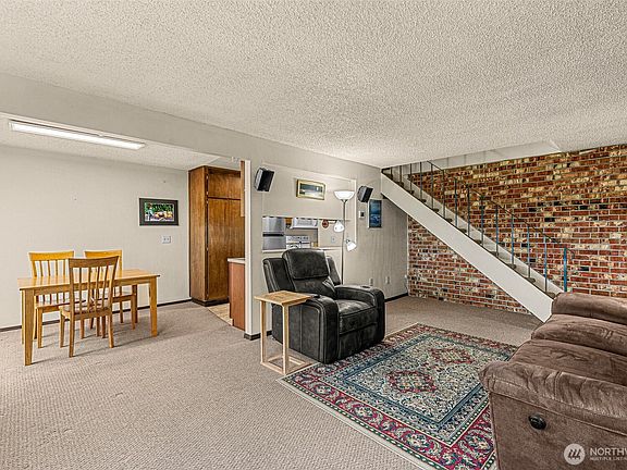 3rd image of 100 Simon Street #30