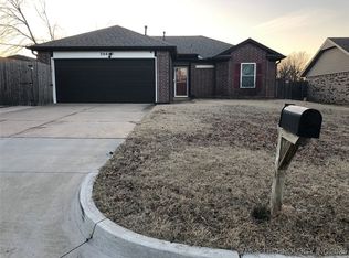 304 N Joanna, Catoosa, OK 74015