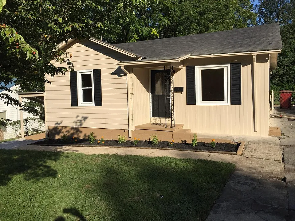 1712 E Unaka Ave