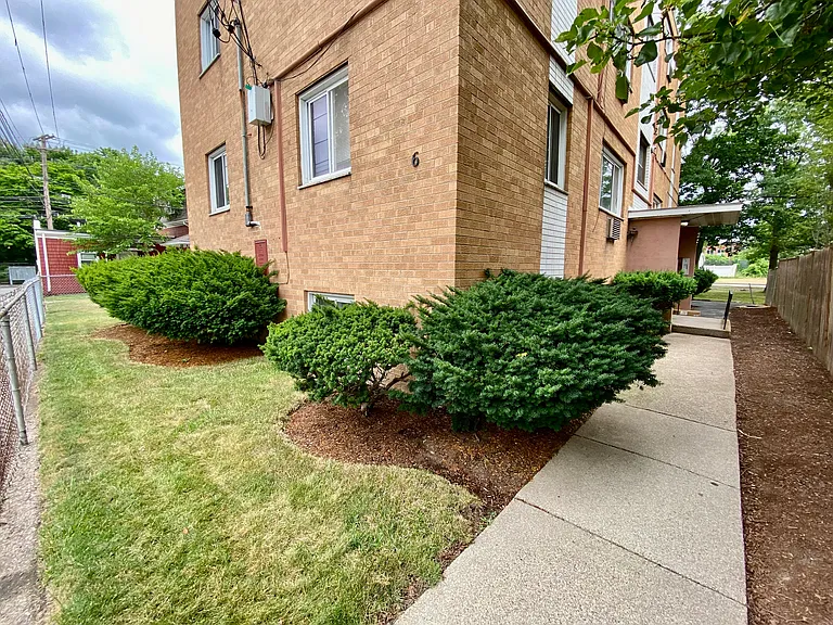 6 Waterloo St #8 — Photo 13