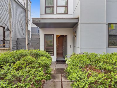 2527 30th Ave S, Seattle, WA, 98144