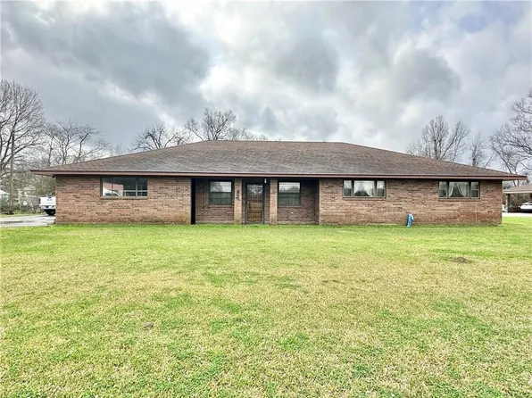 530 Oak St, Marksville, LA 71351