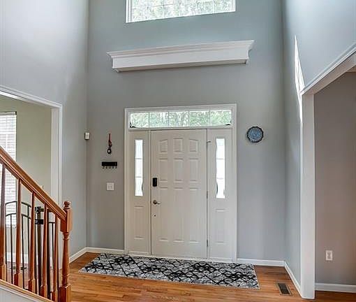 4th image of 340 Briargate Dr