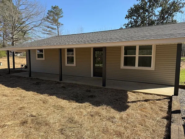 2410 Enon Church Rd, Nettleton, MS 38858