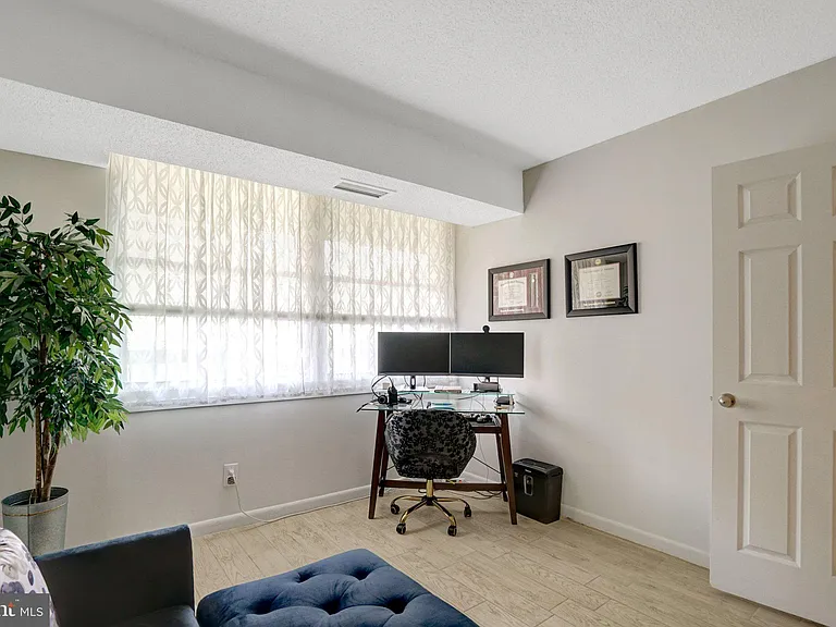 3709 S George Mason Dr #415-E — Photo 26