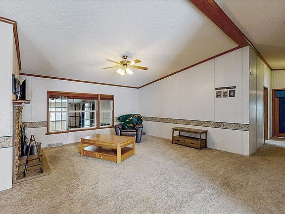 4th image of 39349 Boulevard D