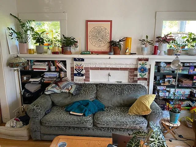Upstairs livingroom