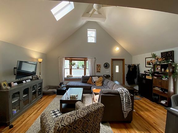 4th image of 1711 N Hermitage Ave #1
