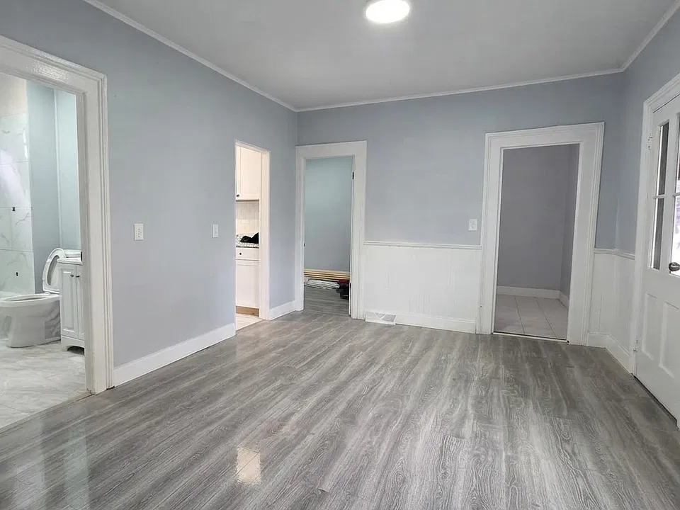 20 Ridge St #1