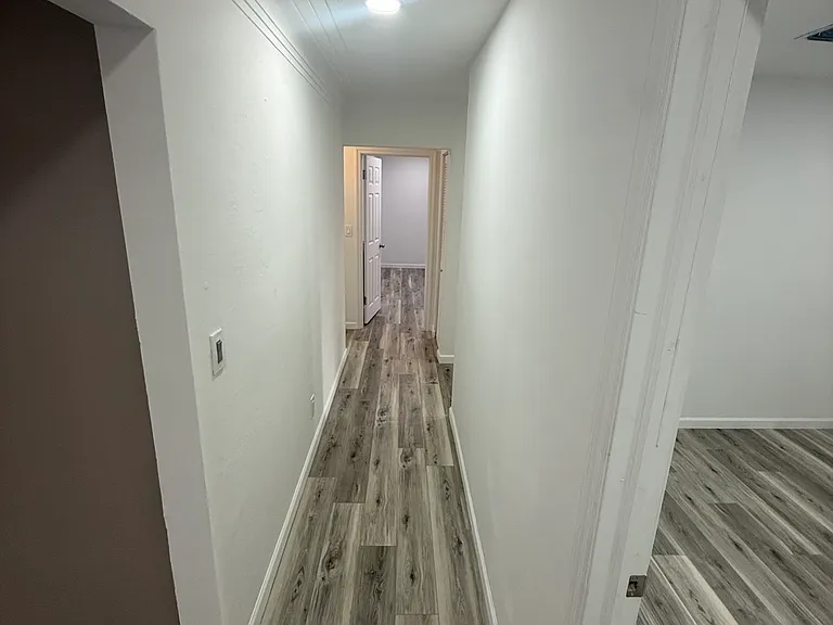 2335 Roosevelt St — Photo 6
